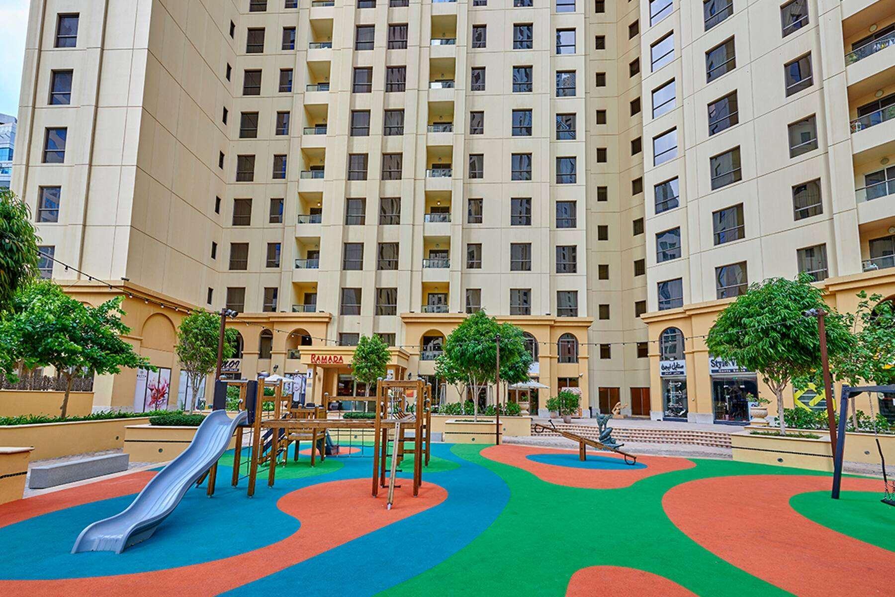 Ramada Hotel, And By Wyndham Jbr 4* Дубай